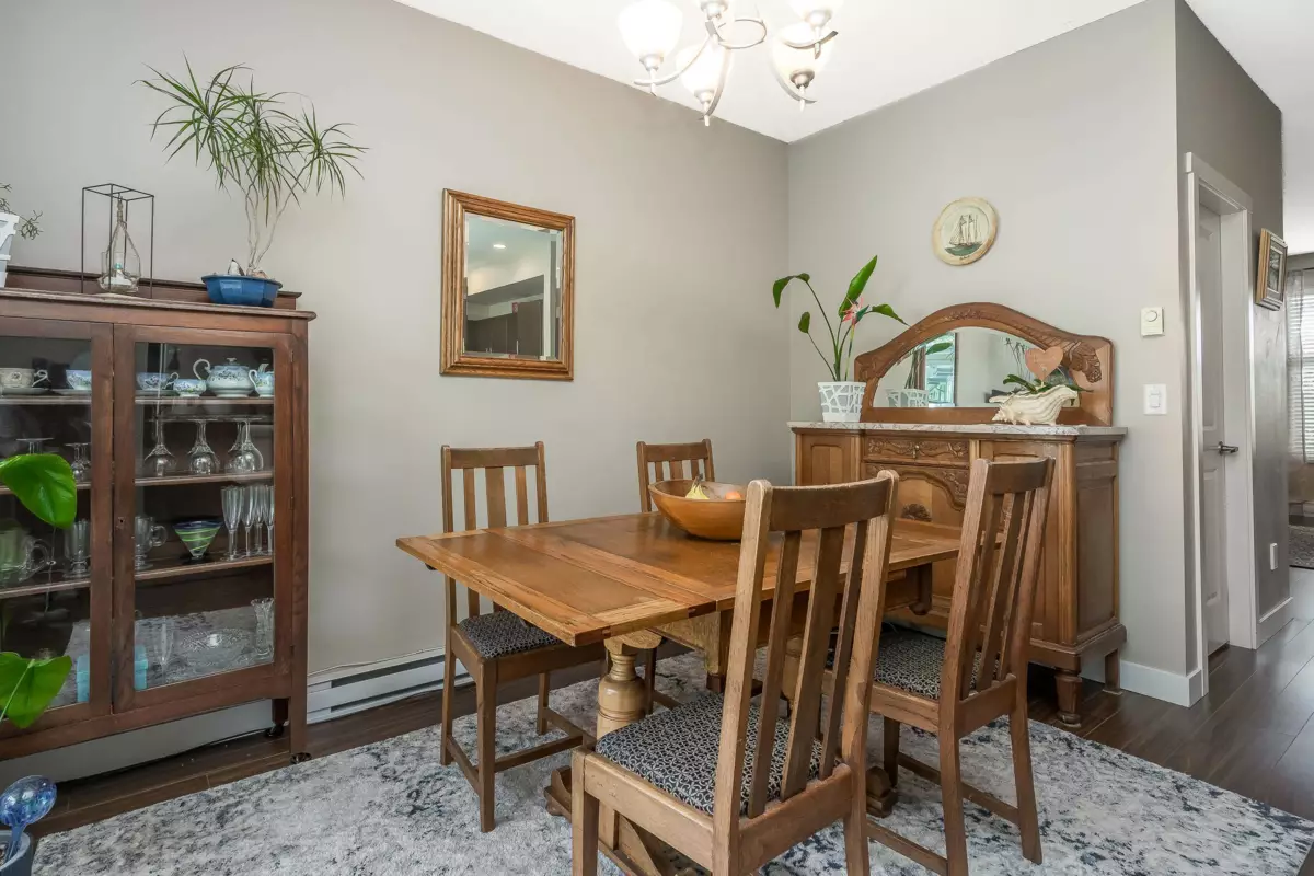 Powder Room Photo of 6 18211 70 Avenue, Surrey, BC