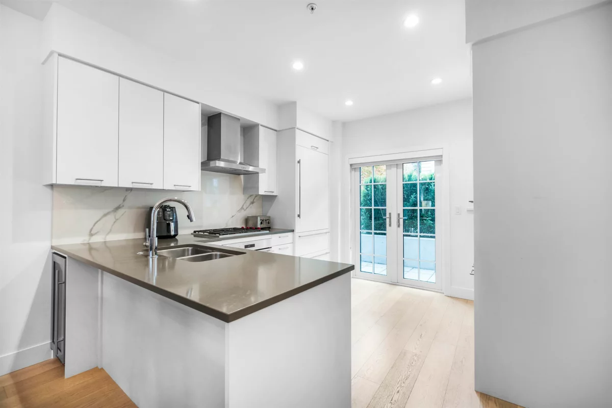 Bedroom 2 Photo of 5 1133 Ridgewood Drive, North Vancouver, BC