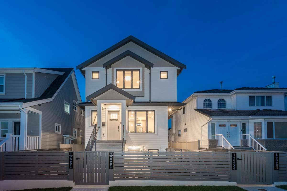 Exterior Front Photo of 2261 E 35th Avenue, Vancouver, BC