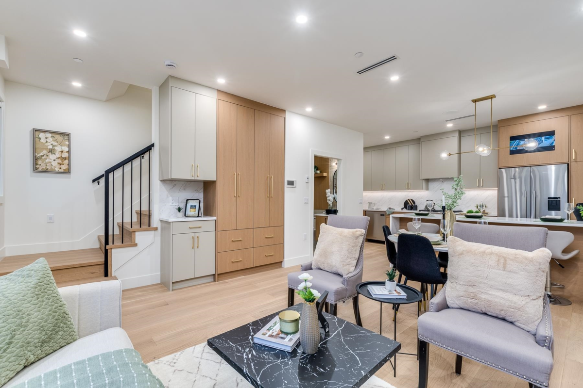 Garden / Landscaping Photo of 2261 E 35th Avenue, Vancouver, BC