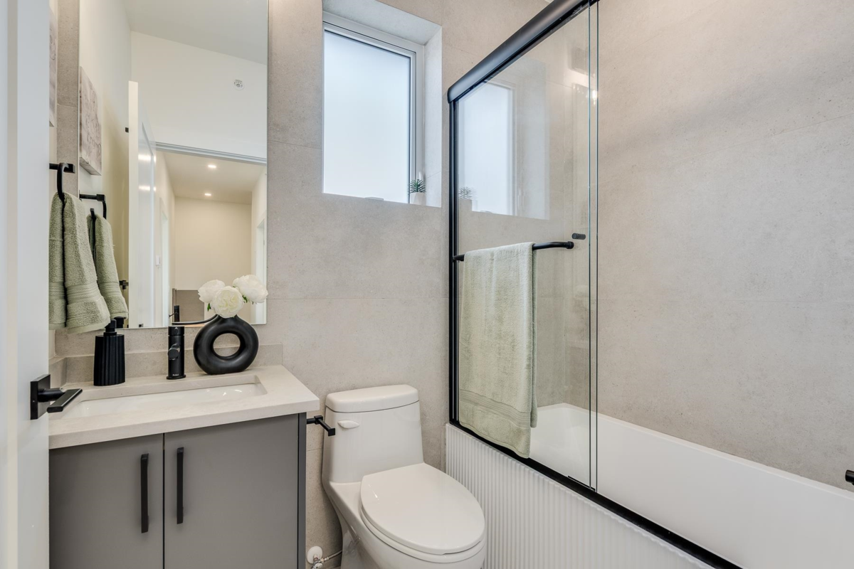 Staircase Photo of 2261 E 35th Avenue, Vancouver, BC