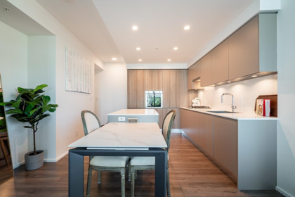 2401 3833 Evergreen Place, Burnaby, BC