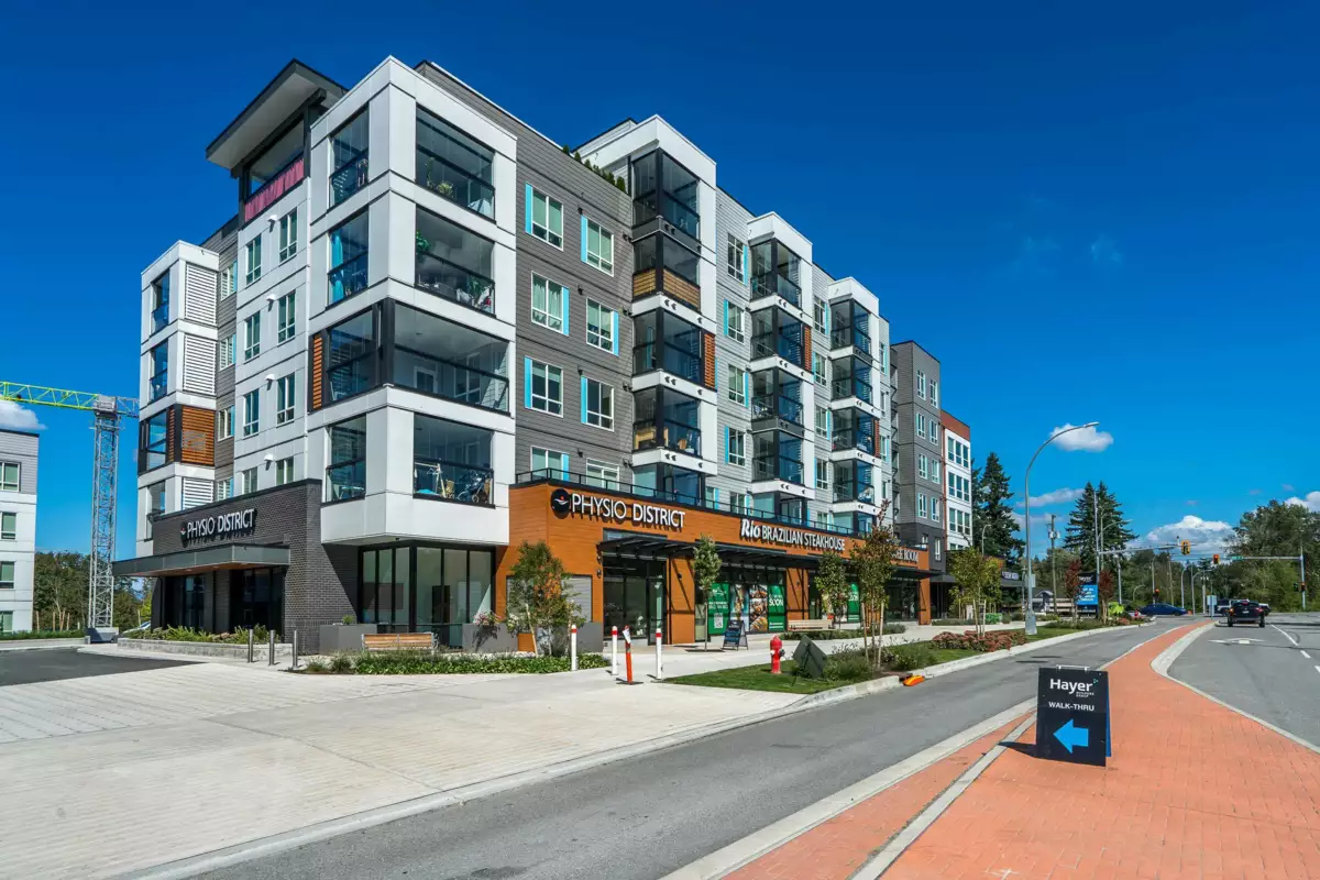 Living Room Photo of 305 19979 76 Avenue, Langley, BC