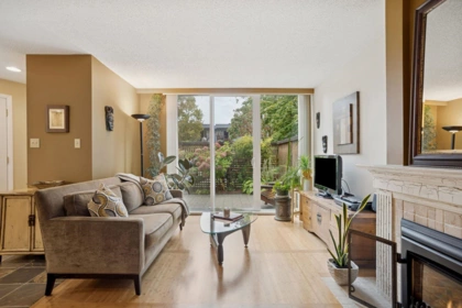 3917 Pender Street, Burnaby, BC, Burnaby — Townhouse for sale