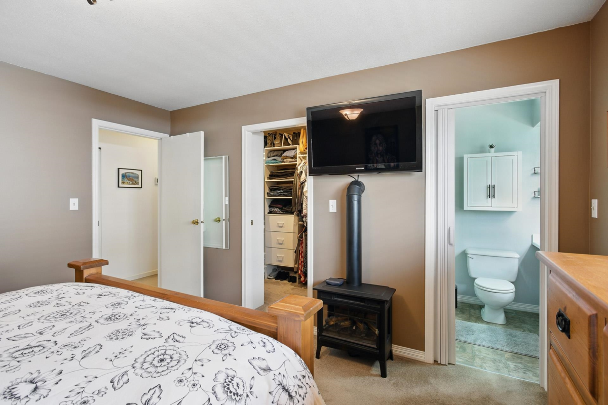 Bedroom 4 Photo of 11441 Surrey Road, Surrey, BC