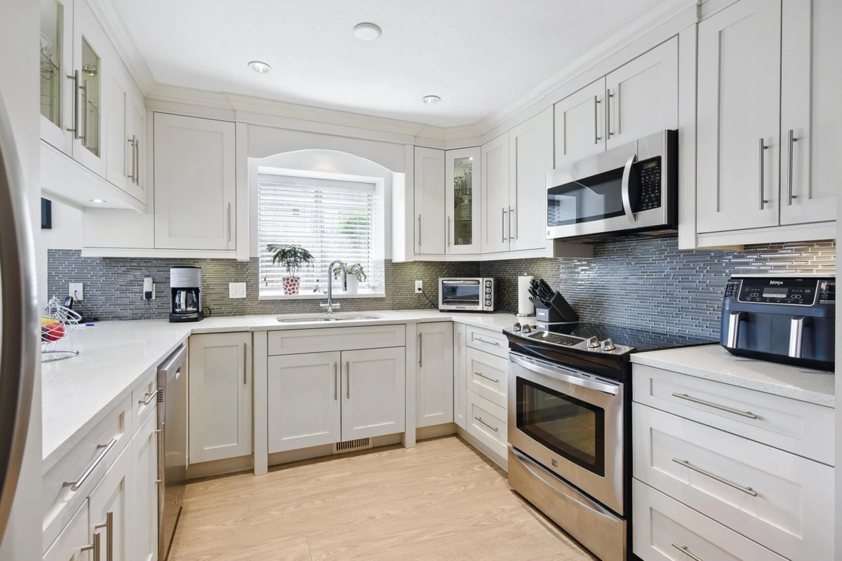 Exterior Front Photo of 11441 Surrey Road, Surrey, BC