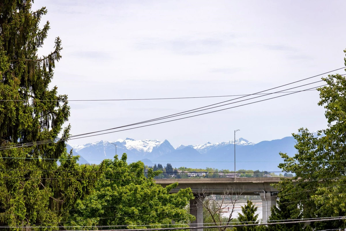 Family Room Photo of 11441 Surrey Road, Surrey, BC