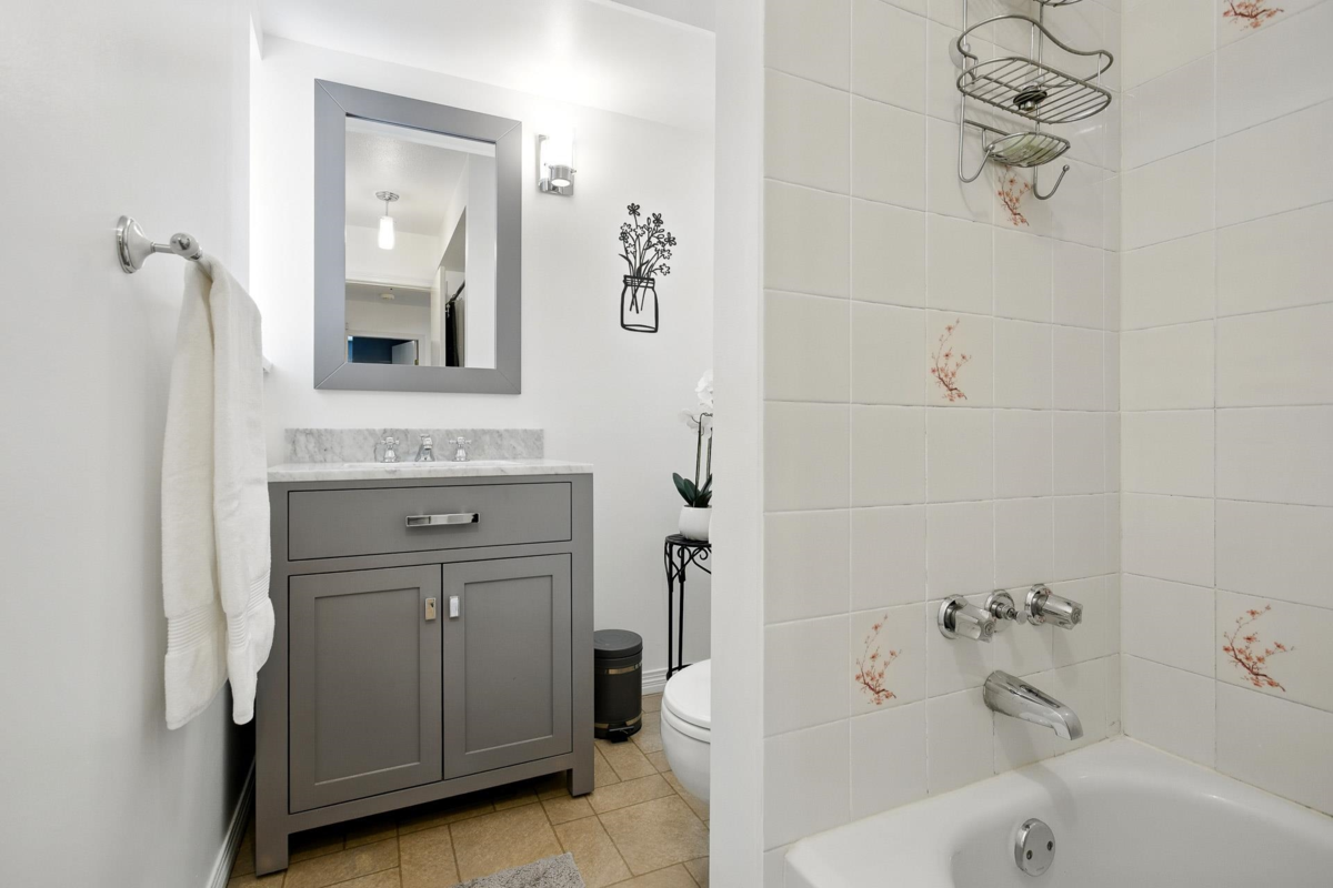 Loft / Bonus Room Photo of 11441 Surrey Road, Surrey, BC