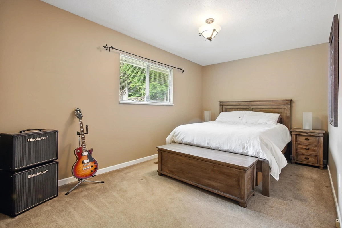 Powder Room Photo of 11441 Surrey Road, Surrey, BC