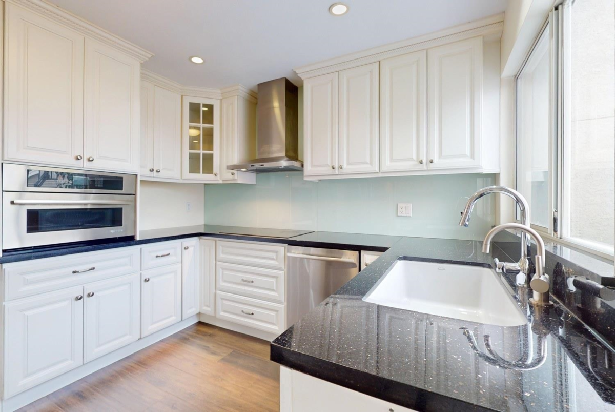 Breakfast Nook Photo of 2789 W 24th Avenue, Vancouver, BC