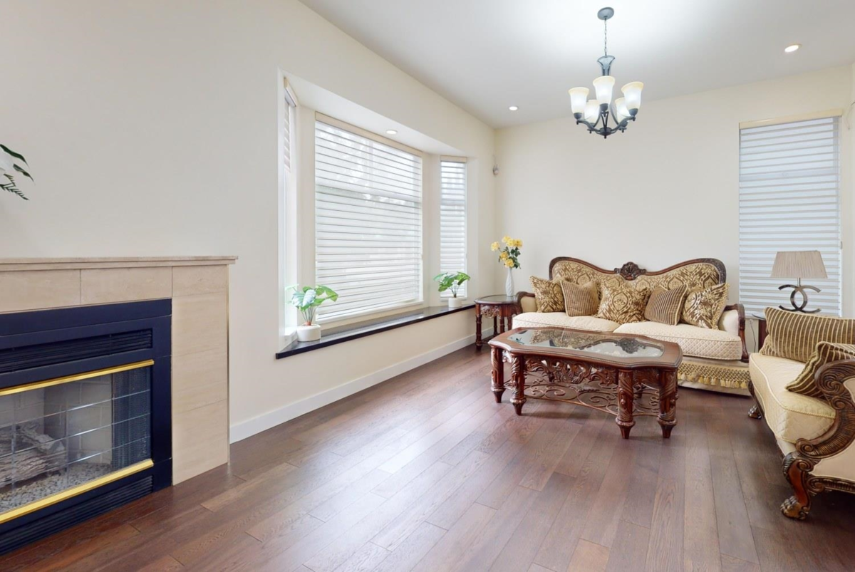 Dining Area Photo of 2789 W 24th Avenue, Vancouver, BC