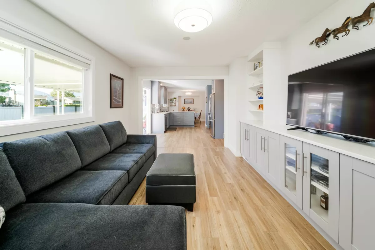 Bedroom 4 Photo of 6527 Swanson Street, Chilliwack, BC