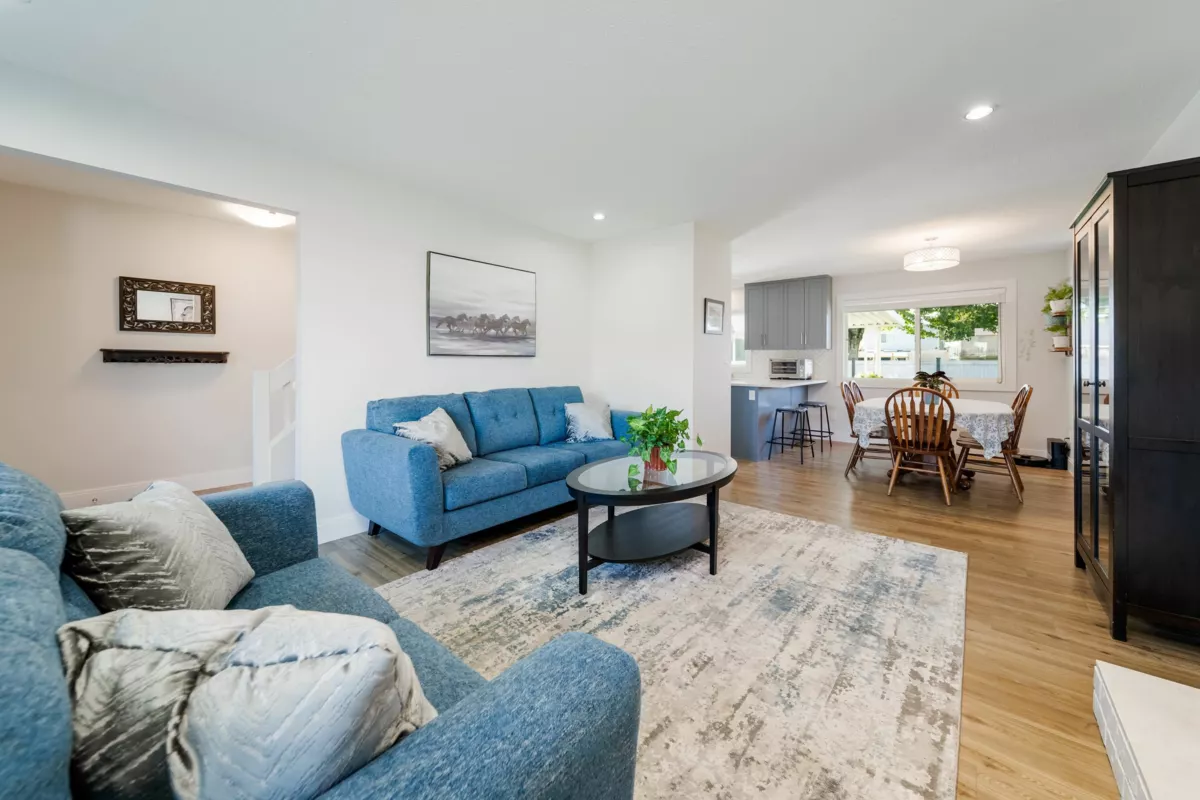 Breakfast Nook Photo of 6527 Swanson Street, Chilliwack, BC