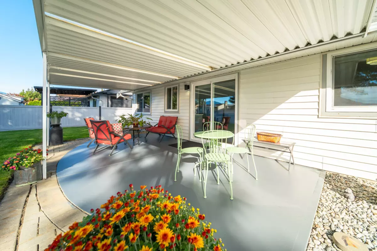 Front Yard Photo of 6527 Swanson Street, Chilliwack, BC