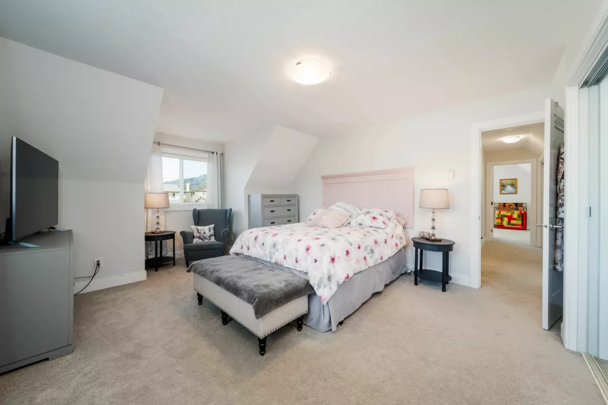 Laundry Room Photo of 6527 Swanson Street, Chilliwack, BC