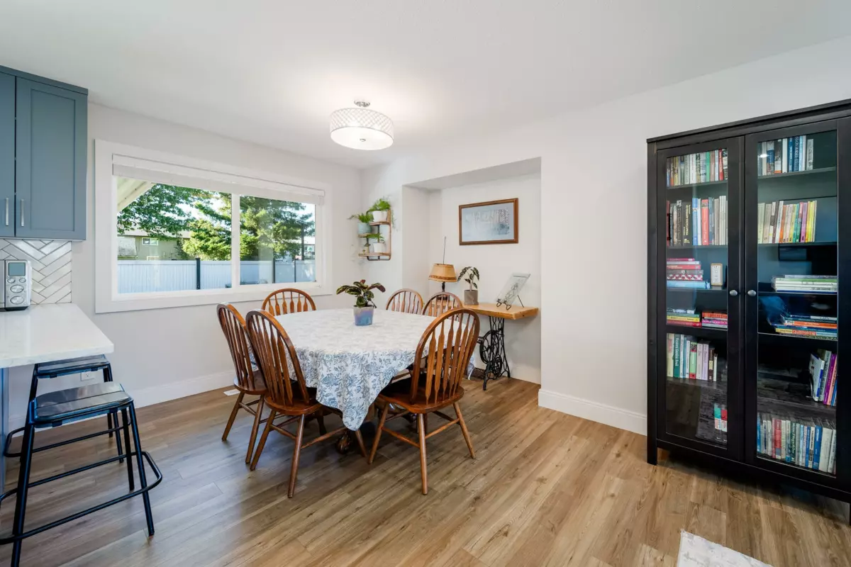 Primary Bedroom Photo of 6527 Swanson Street, Chilliwack, BC