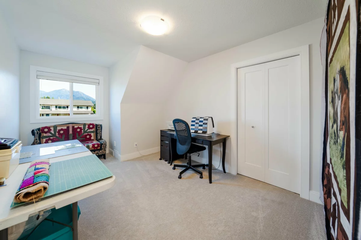 Staircase Photo of 6527 Swanson Street, Chilliwack, BC