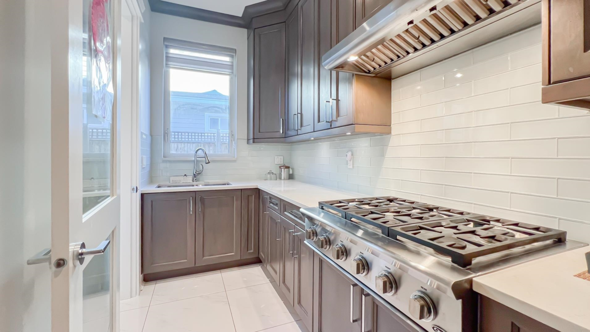 Mudroom Photo of 5811 Moncton Street, Richmond, BC