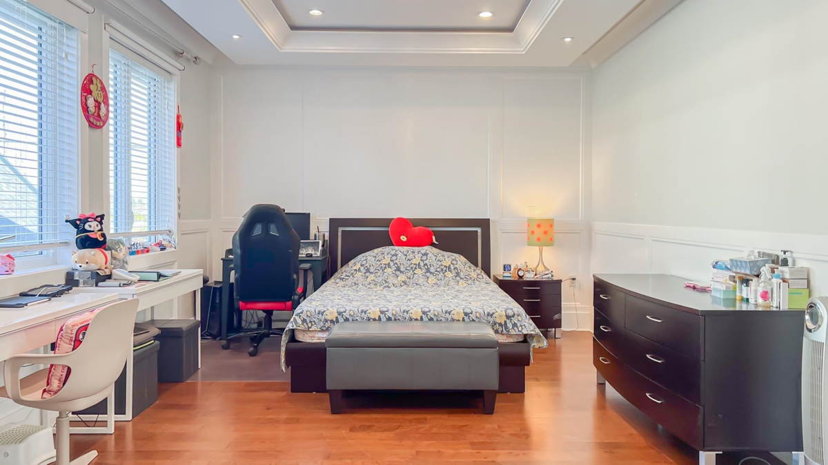 Swimming Pool Photo of 5811 Moncton Street, Richmond, BC