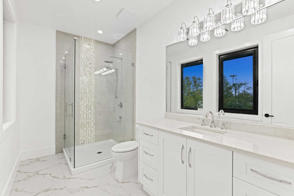 Garden / Landscaping Photo of 19890 16 Avenue, Langley, BC