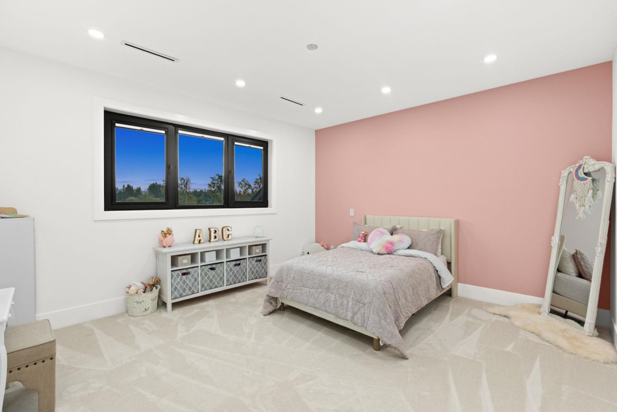 Outdoor Deck Photo of 19890 16 Avenue, Langley, BC