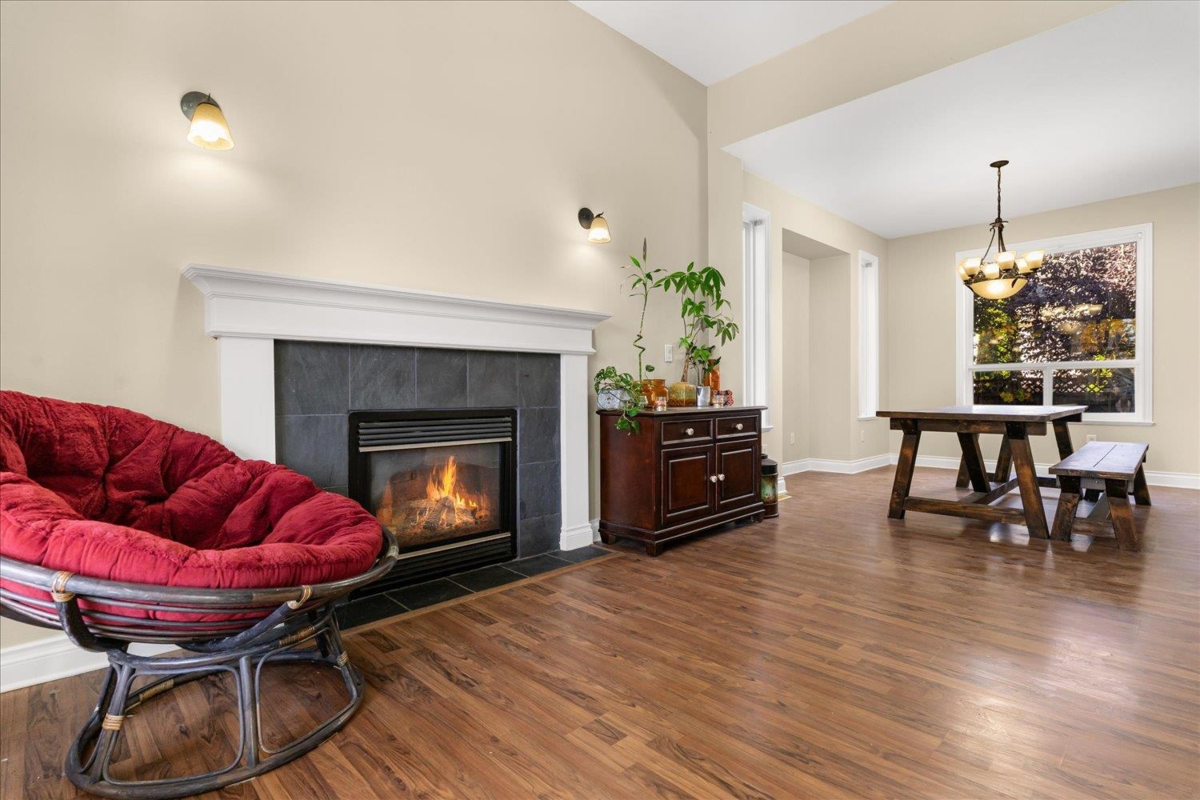 Breakfast Nook Photo of 7241 197 Street, Langley, BC
