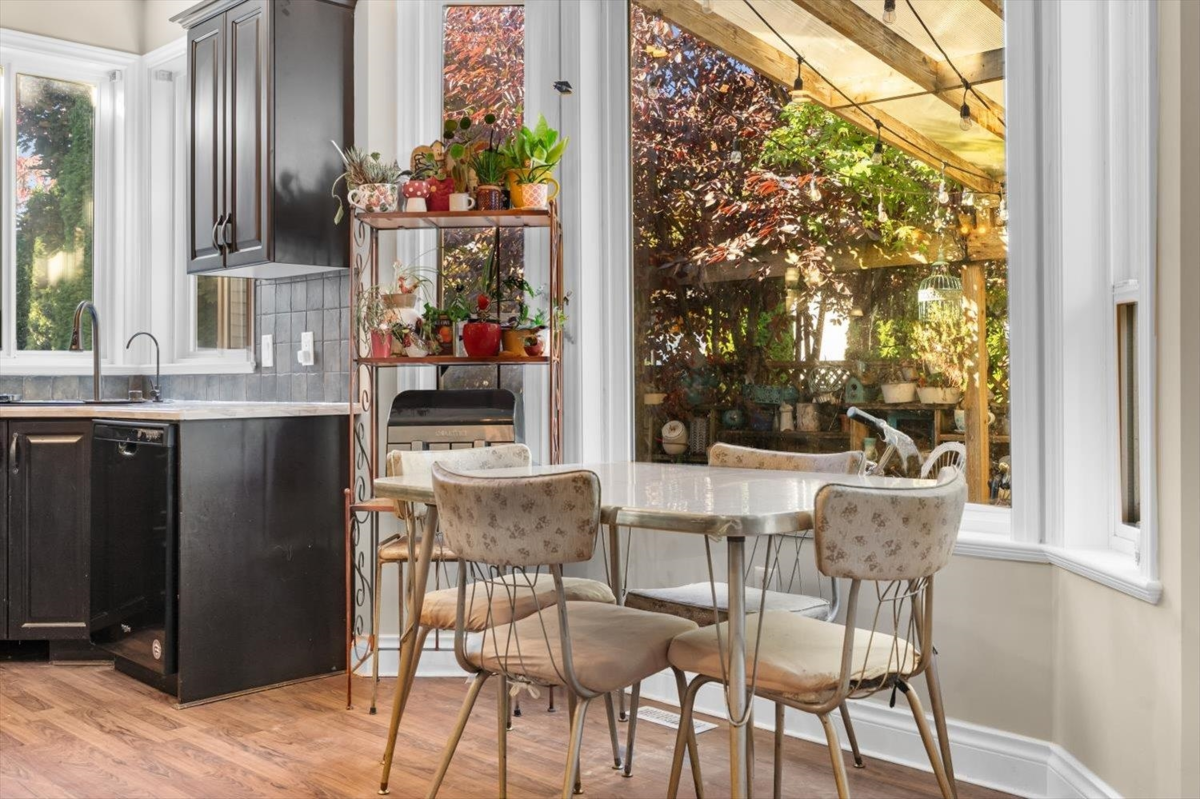 Guest Bathroom Photo of 7241 197 Street, Langley, BC