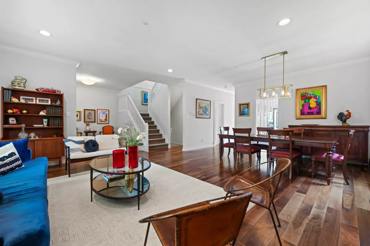 Breakfast Nook Photo of 2992 W 42nd Avenue, Vancouver, BC