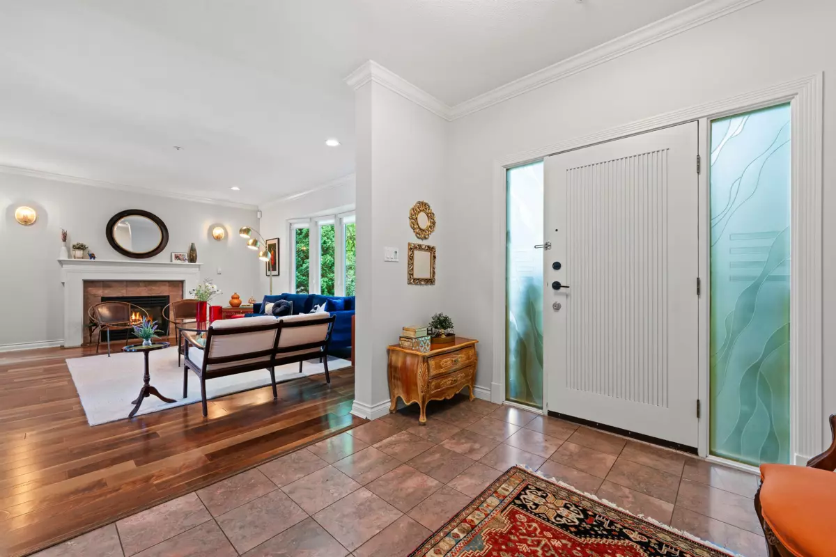 Living Room Photo of 2992 W 42nd Avenue, Vancouver, BC