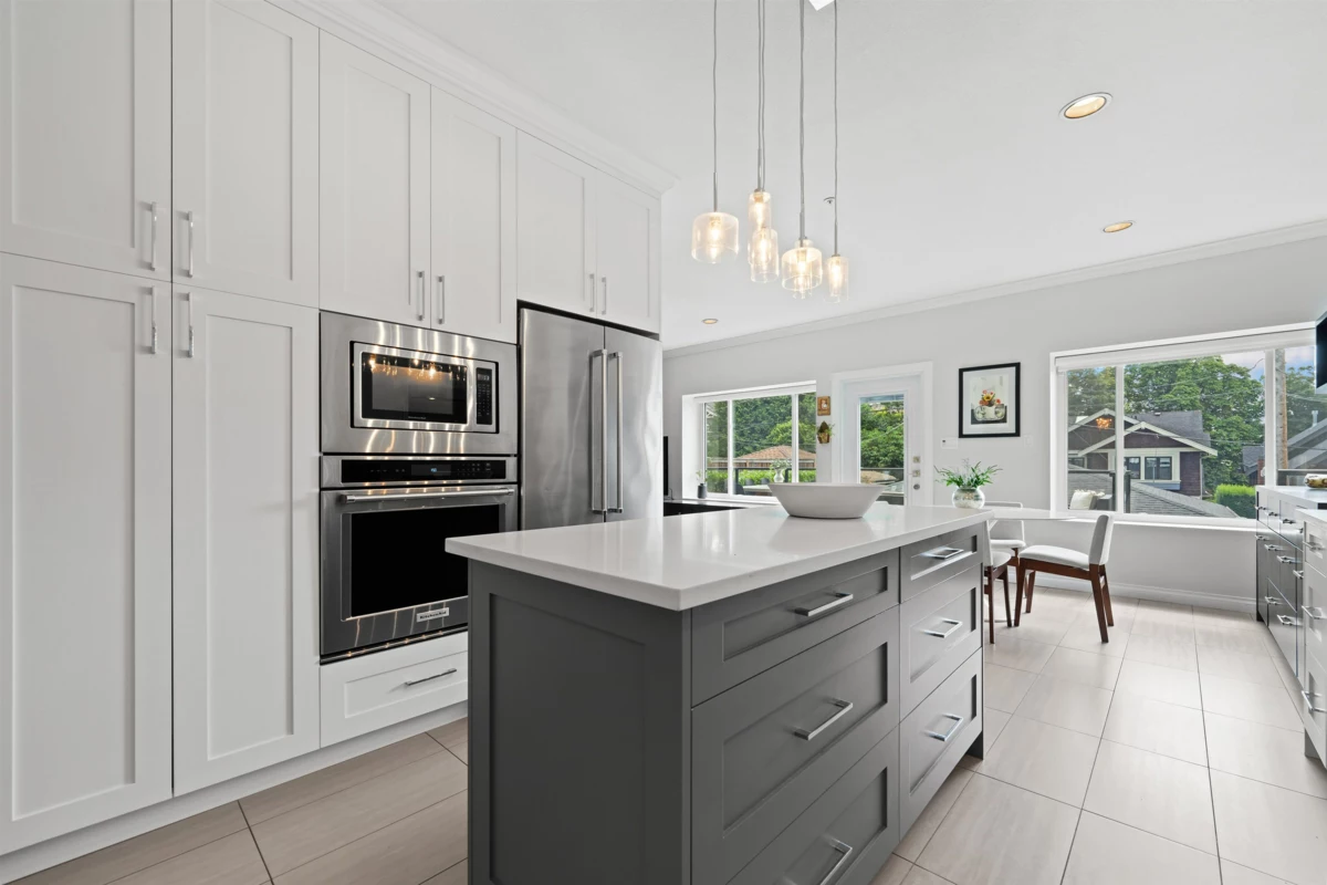 Primary Bathroom Photo of 2992 W 42nd Avenue, Vancouver, BC