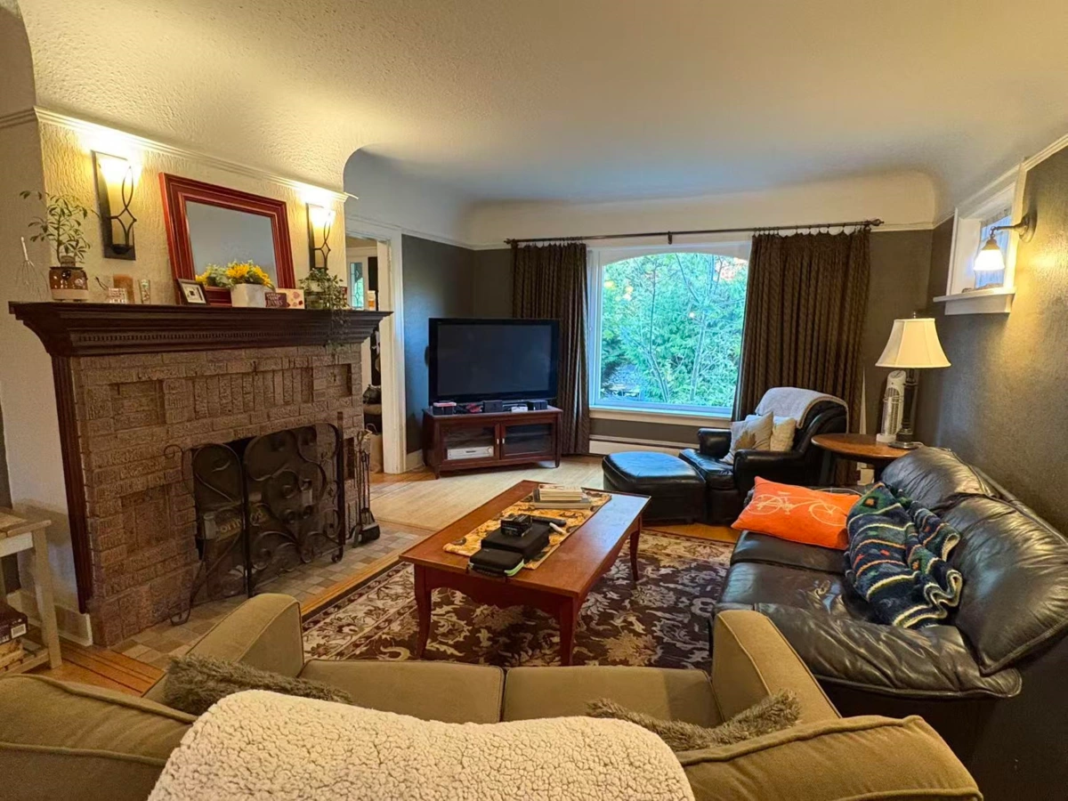 Exterior Rear Photo of 3878 W 33rd Avenue, Vancouver, BC