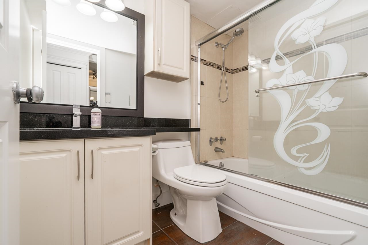 Bedroom 3 Photo of 8 1850 E Southmere Crescent, Surrey, BC