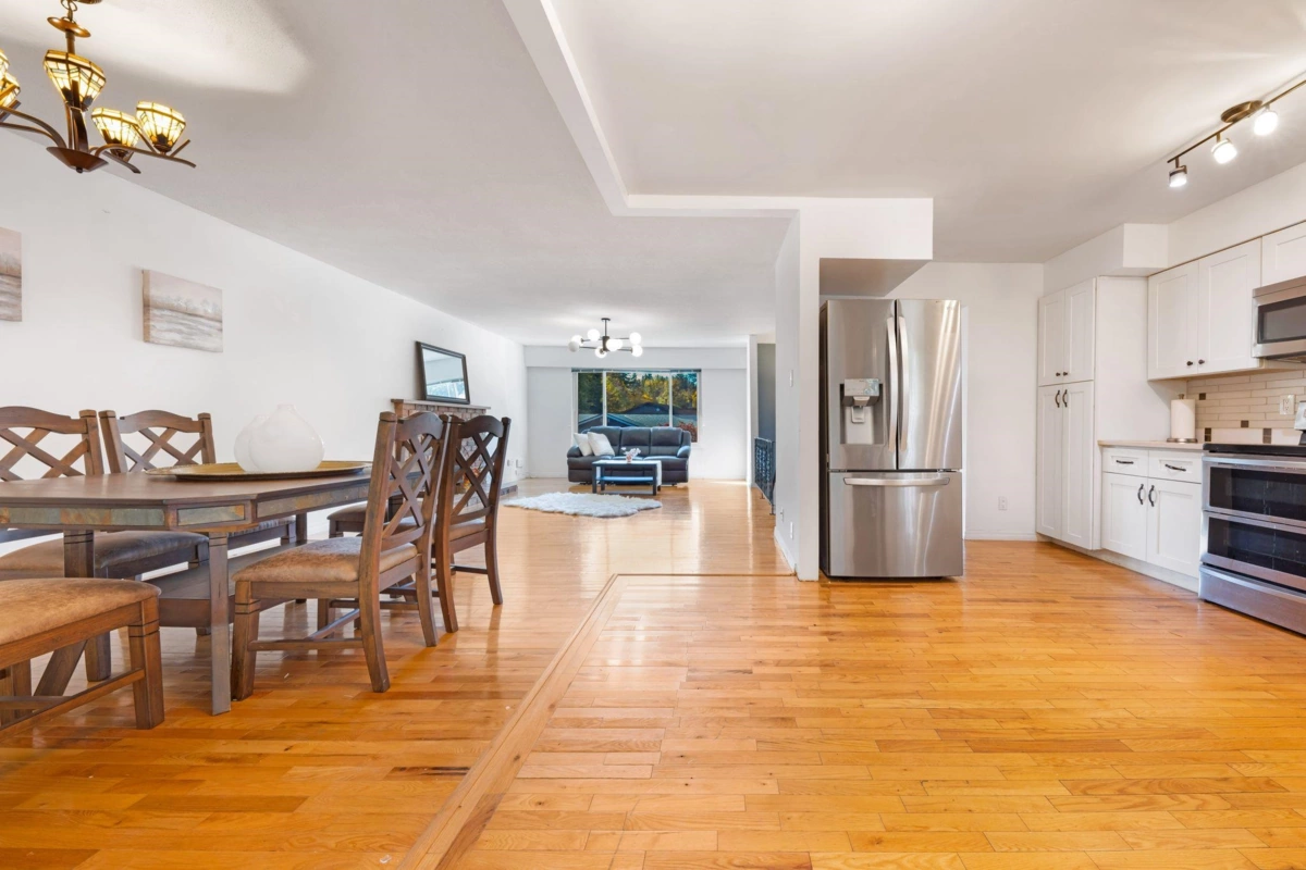 Walk-In Closet Photo of 3870 Richmond Street, Port Coquitlam, BC