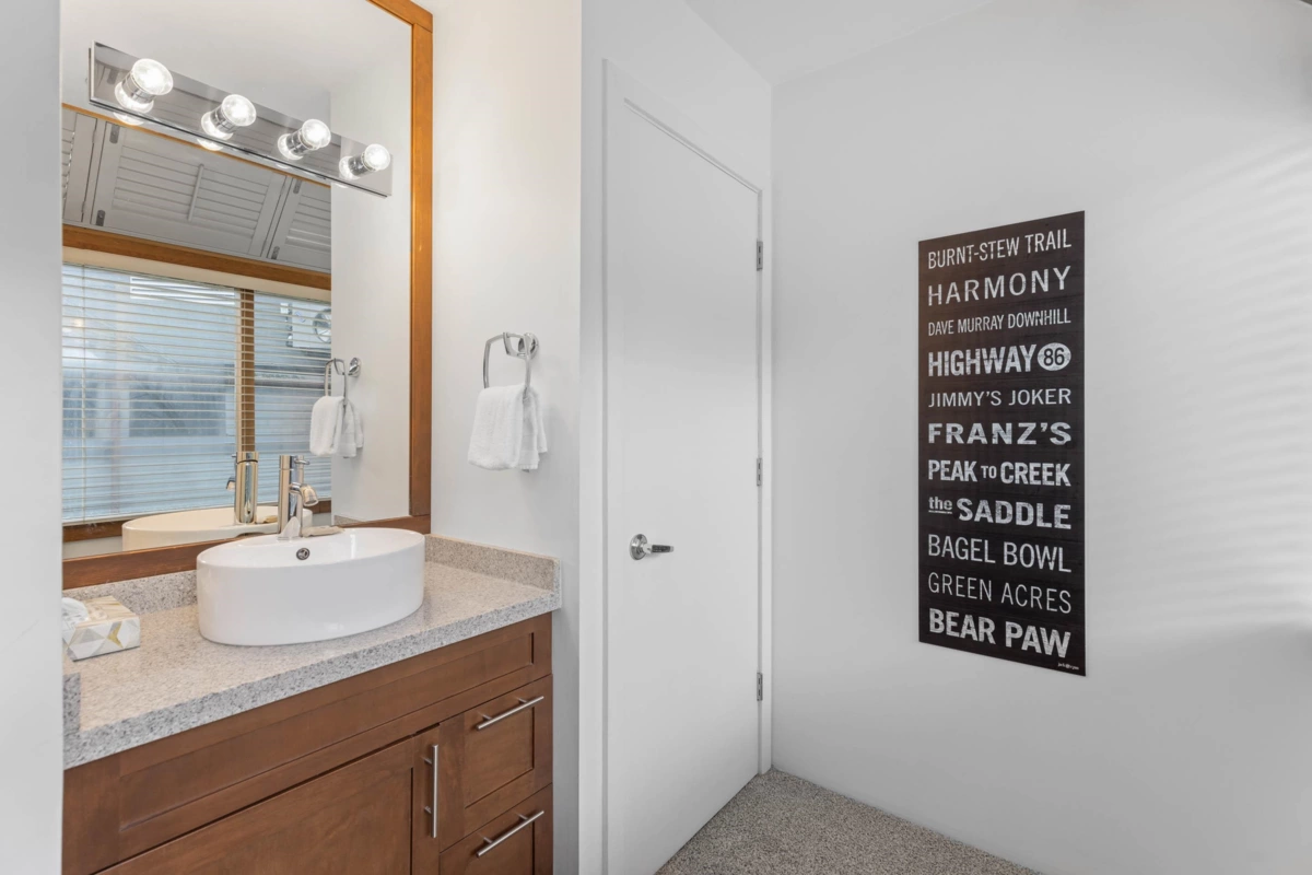 Entry Foyer Photo of A 4324 Sunrise Alley, Whistler, BC