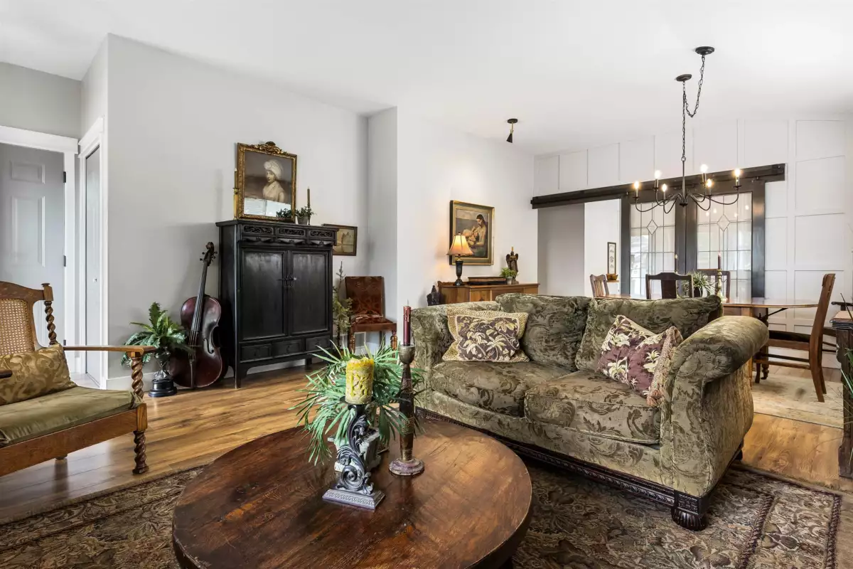 Breakfast Nook Photo of 15 5700 Jinkerson Road, Chilliwack, BC