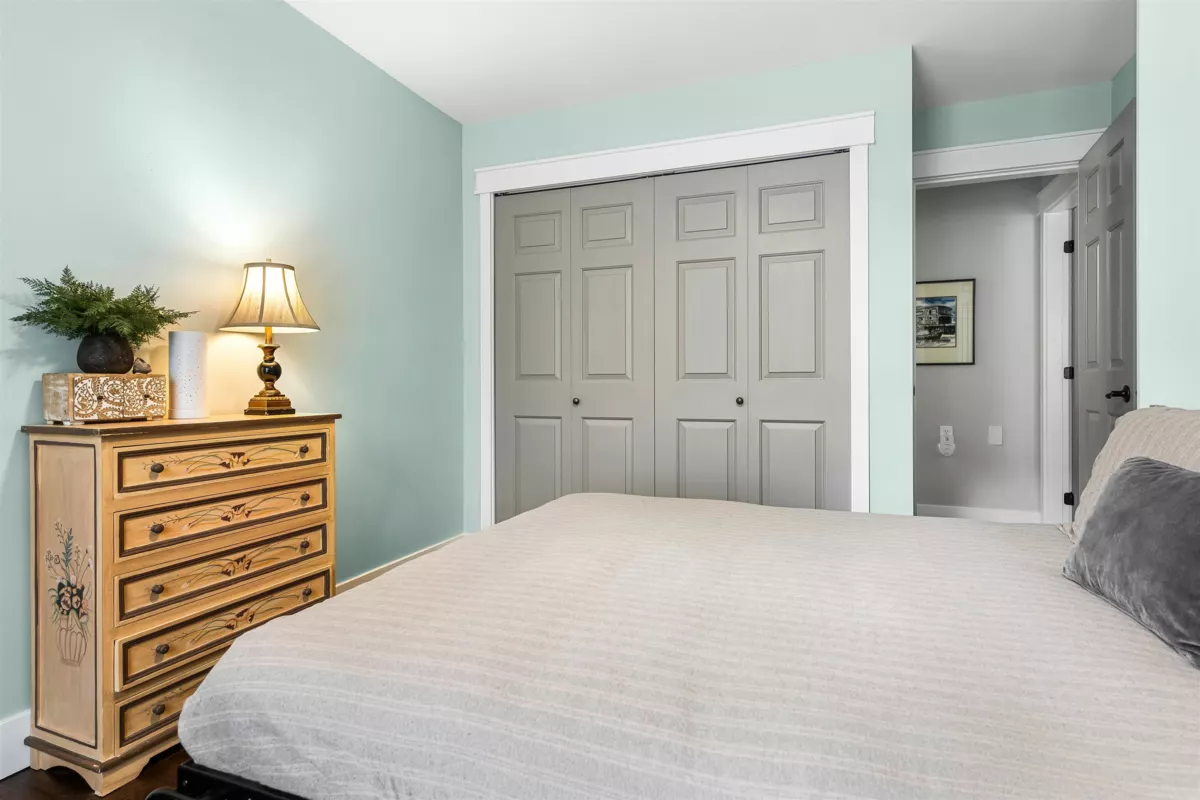 Hallway Photo of 15 5700 Jinkerson Road, Chilliwack, BC