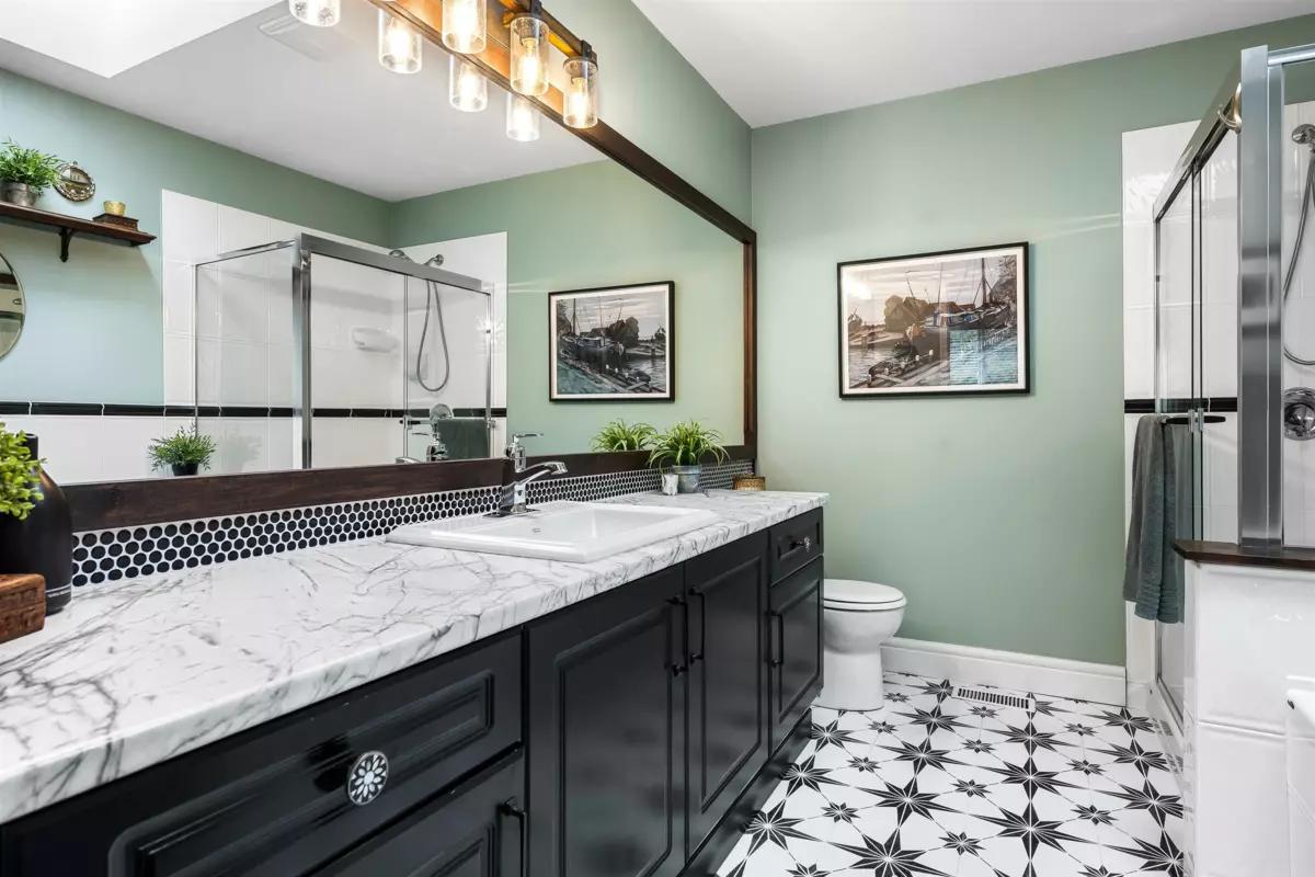 Mudroom Photo of 15 5700 Jinkerson Road, Chilliwack, BC