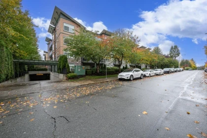 Outdoor Deck Photo of 313 8183 121a Street, Surrey, BC