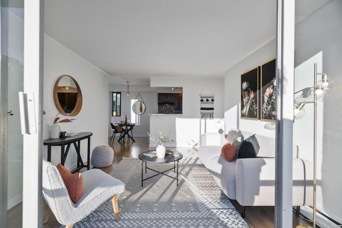 Pantry Photo of 803 1967 Barclay Street, Vancouver, BC