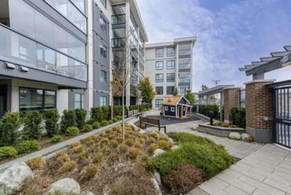 Garden / Landscaping Photo of 317 5638 201a Street, Langley, BC