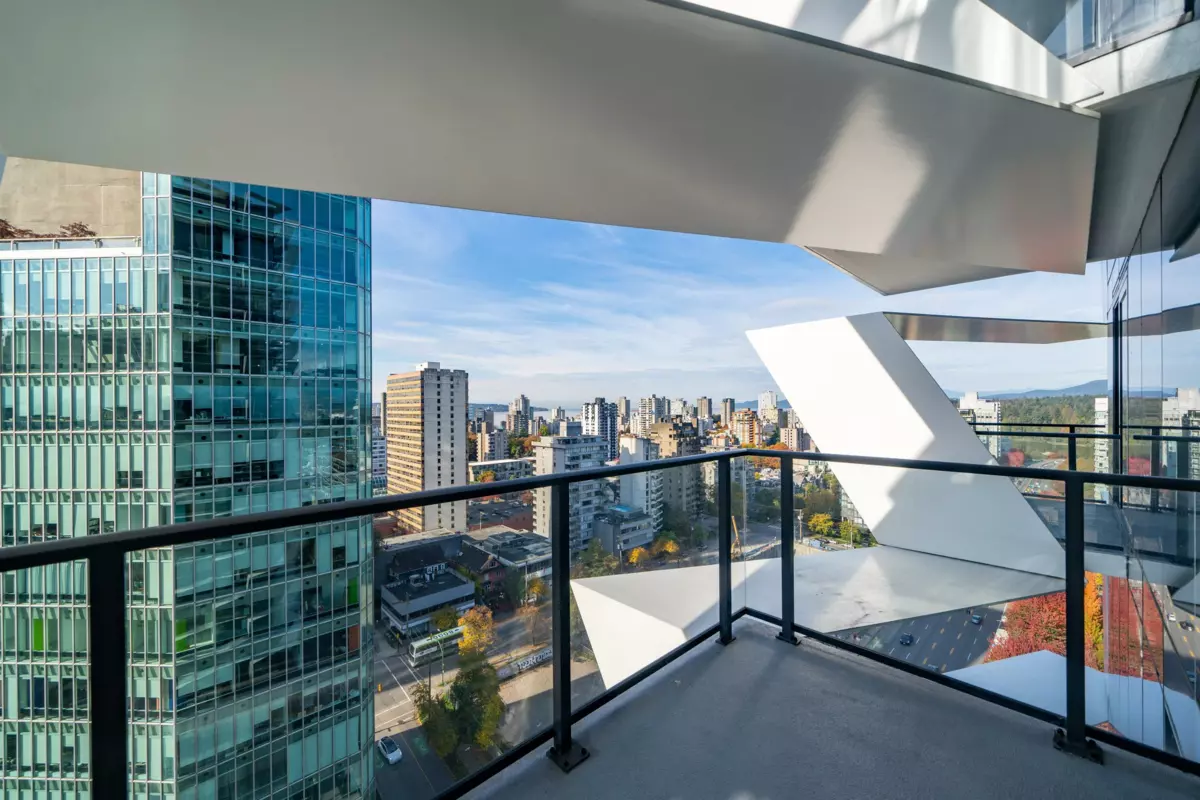 Basement Recreation Room Photo of 1905 620 Cardero Street, West Vancouver, BC