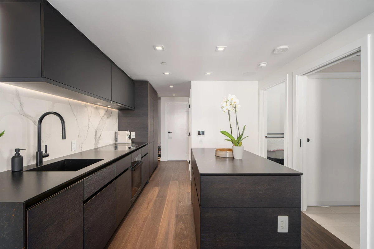 Breakfast Nook Photo of 1905 620 Cardero Street, West Vancouver, BC