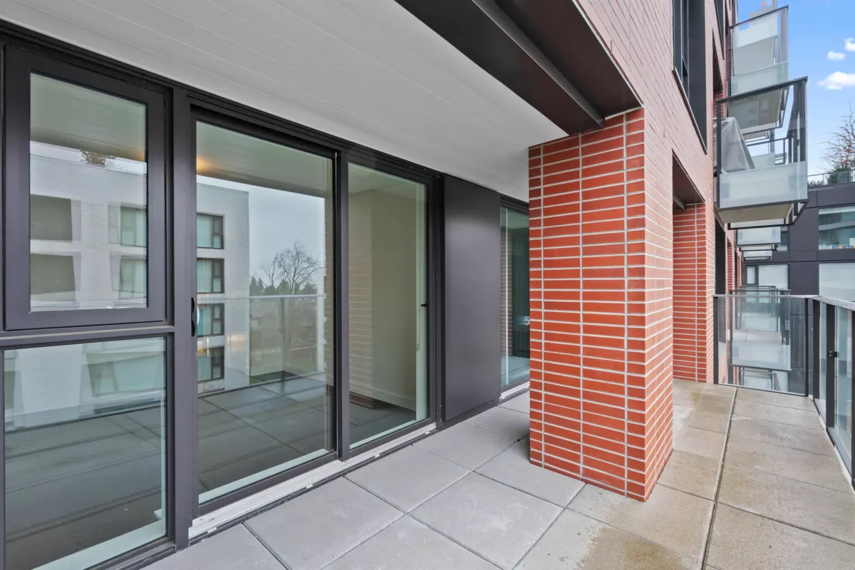 Backyard Photo of 603 1571 W 57th Avenue, Vancouver, BC