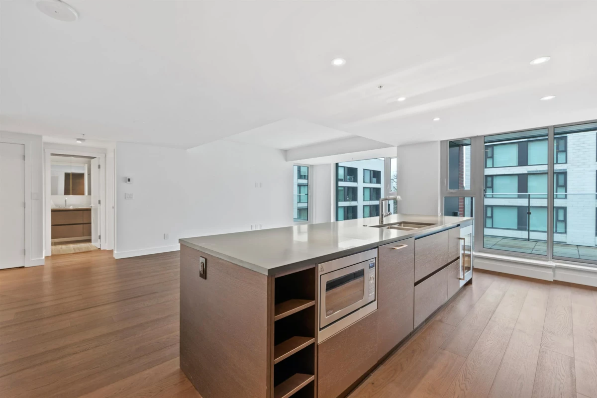 Walk-In Closet Photo of 603 1571 W 57th Avenue, Vancouver, BC