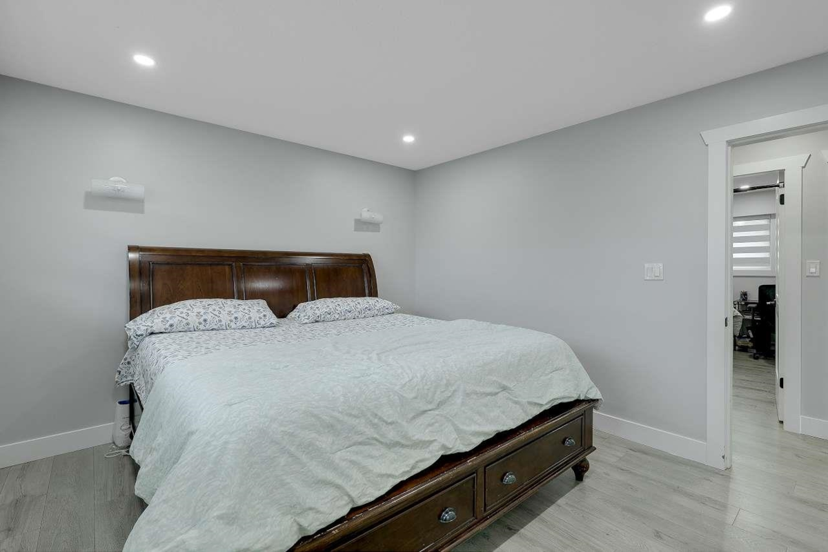 Mudroom Photo of 32373 Grouse Court, Abbotsford, BC