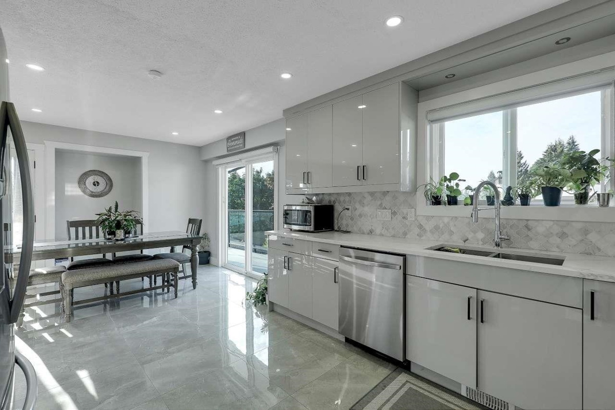 Outdoor Patio Photo of 32373 Grouse Court, Abbotsford, BC