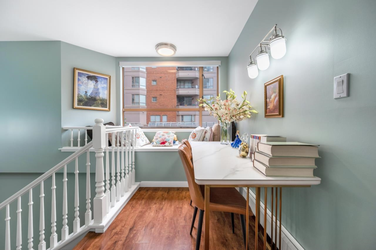 Bedroom 2 Photo of 101 15111 Russell Avenue, White Rock, BC