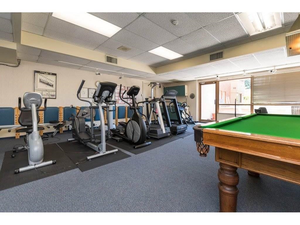 Staircase Photo of 101 15111 Russell Avenue, White Rock, BC