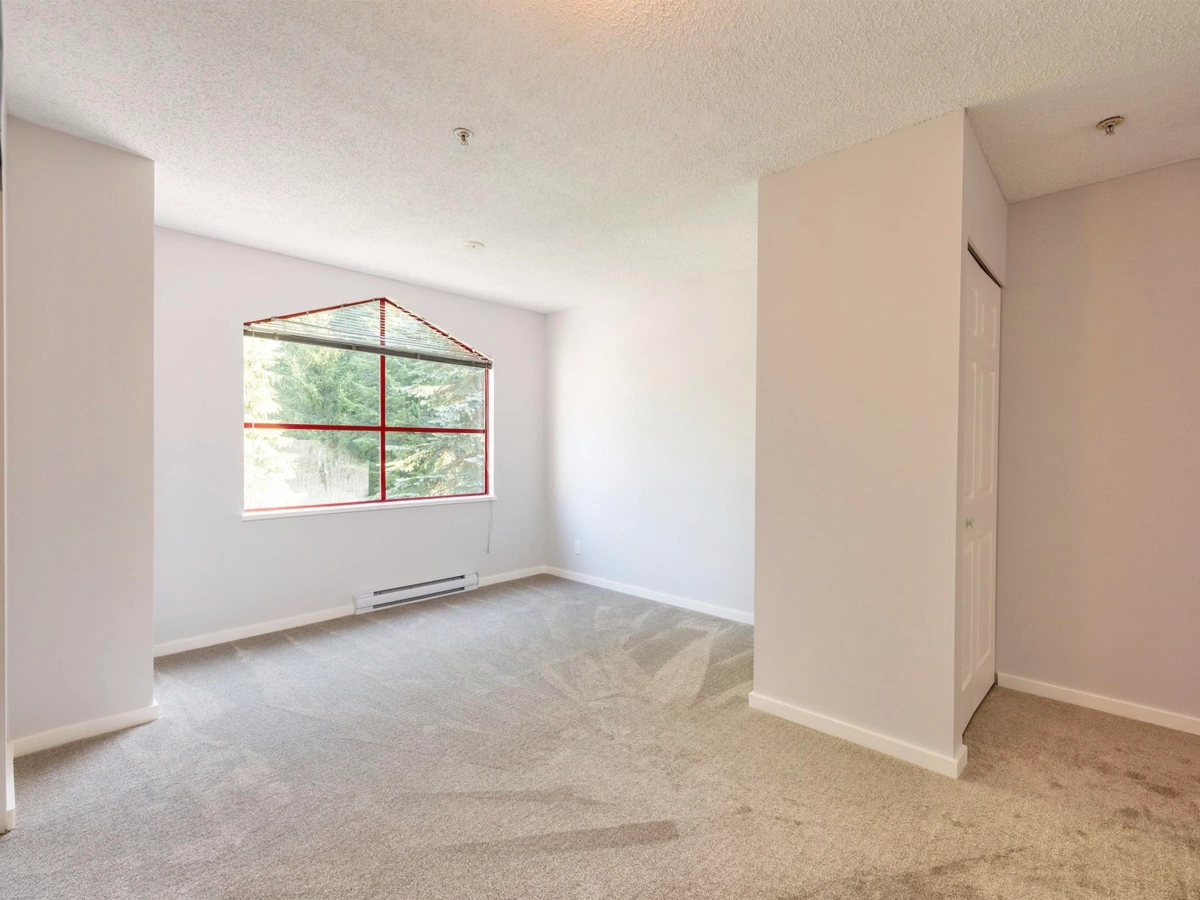 Primary Bathroom Photo of 1 2101 Whistler Road, Whistler, BC