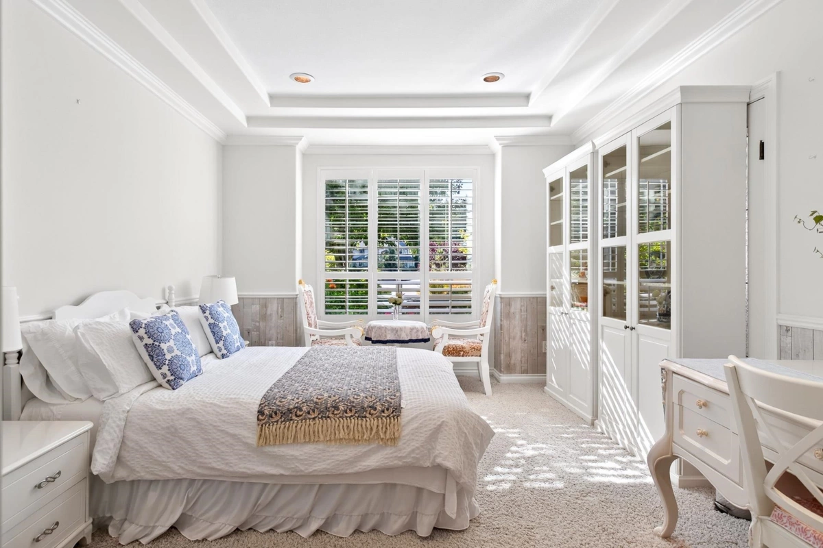 Garden / Landscaping Photo of 14055 29a Avenue, Surrey, BC